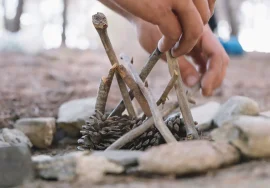 cómo hacer fuego sin fósforos técnicas primitivas